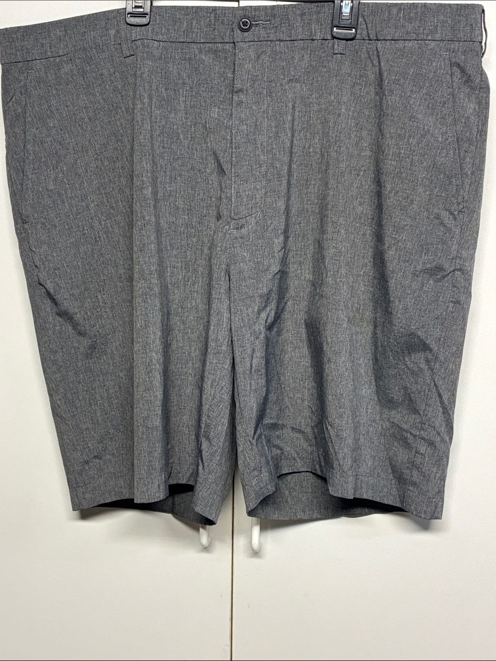 Grand slam Men's Flat Front Gray Dress Shorts - Tailored Look